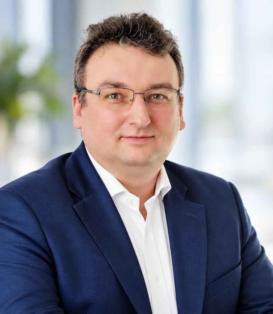 Tomasz Heciak — ekspert finansowy i pośrednik nieruchomości